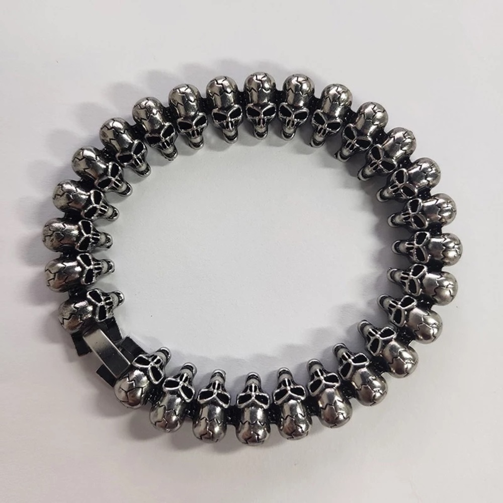 Skull bracelet